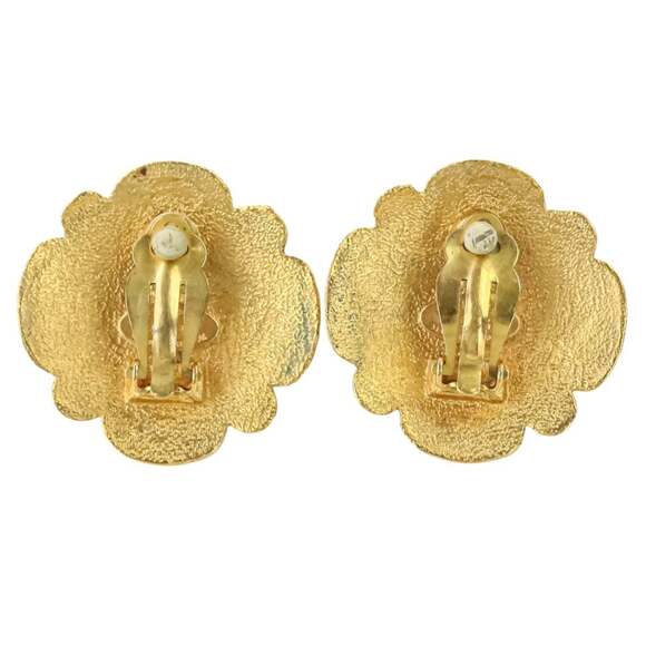 CHANEL Vintage Gold Pearl Earrings